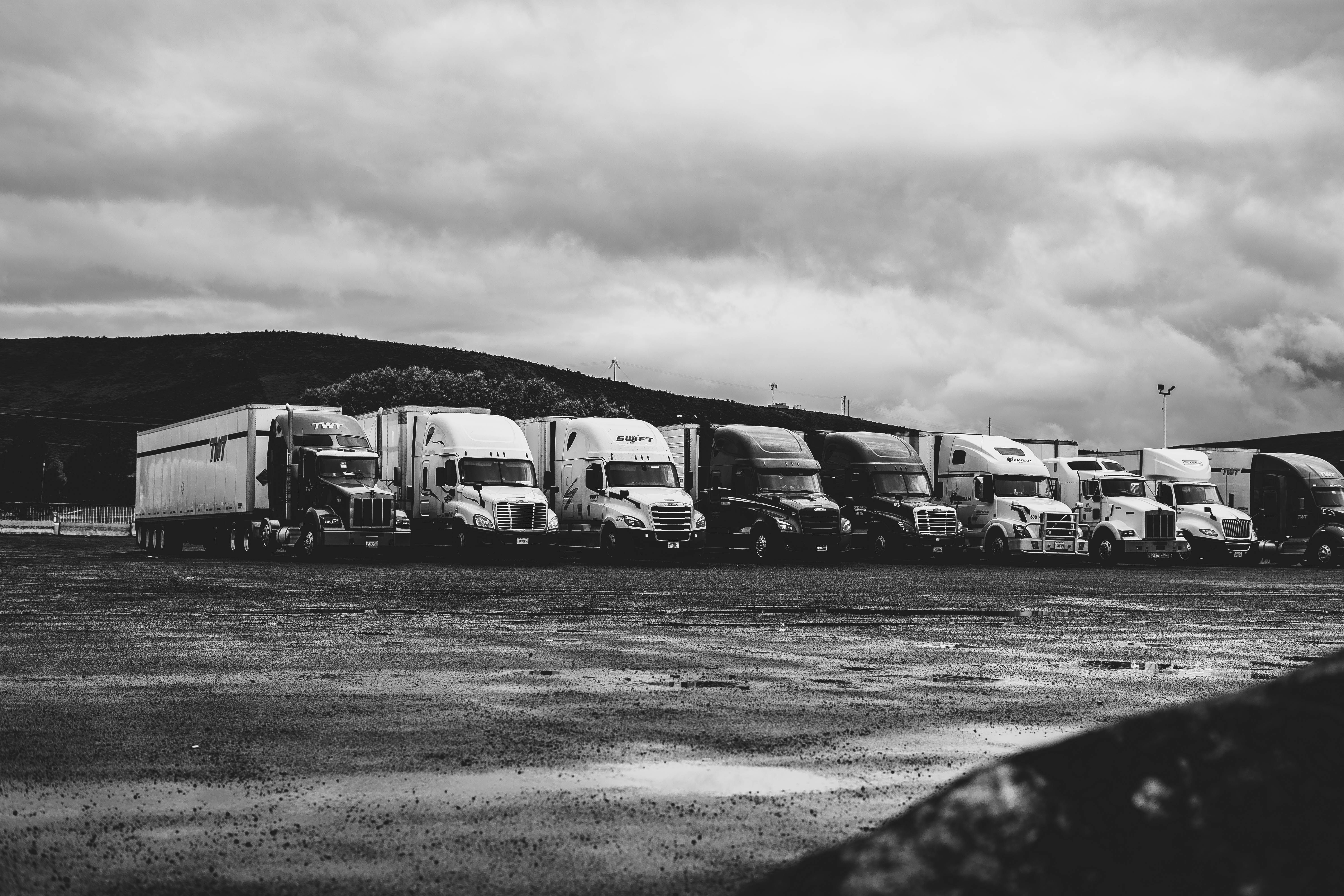 Operación de servicios de transporte de NapaviTruck